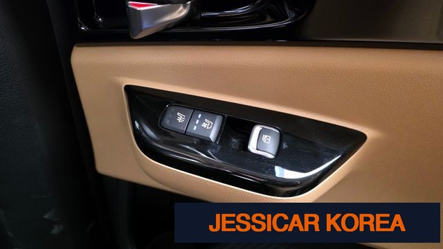 2023 Kia Carnival 4th Gen - Thumbnail 15