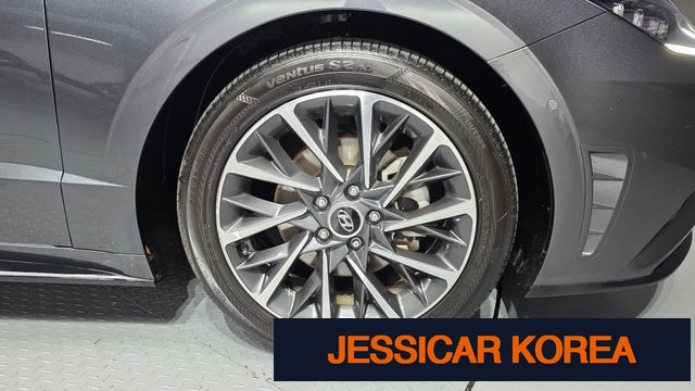 2021 Hyundai Sonata (DN8) - Thumbnail 3