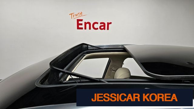 2025 Genesis GV70 - Thumbnail 7