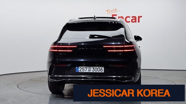 2025 Genesis GV70 - Thumbnail 15