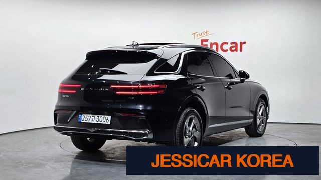2025 Genesis GV70 - Thumbnail 16