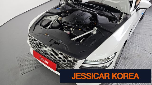2025 Genesis G80 (RG3) - Thumbnail 12