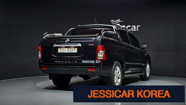 2016 KG Mobility Korando Sports - Thumbnail 10