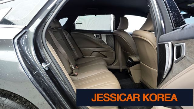 2022 Kia K8 Hybrid - Thumbnail 11