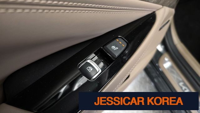 2022 Kia K8 Hybrid - Thumbnail 15