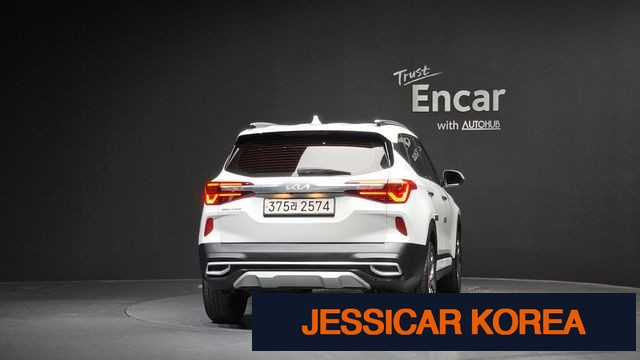 2022 Kia Seltos - Thumbnail 4