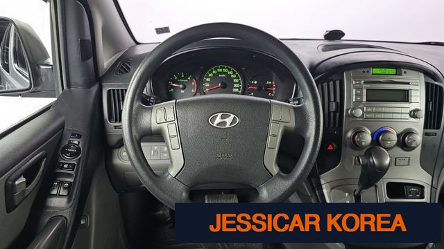2016 Hyundai Grand Starex - Thumbnail 7