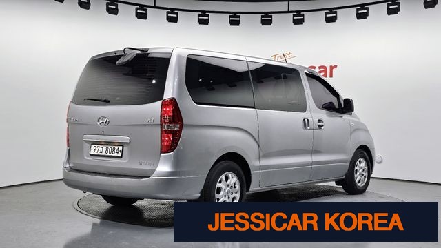 2016 Hyundai Grand Starex - Thumbnail 10
