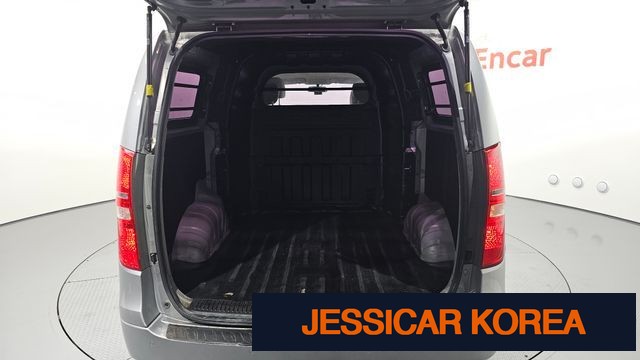 2016 Hyundai Grand Starex - Thumbnail 11
