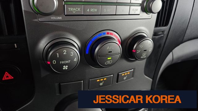 2016 Hyundai Grand Starex - Thumbnail 14