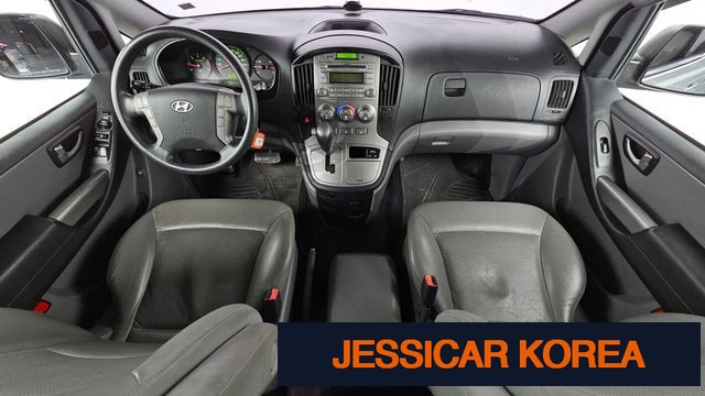2016 Hyundai Grand Starex - Thumbnail 17