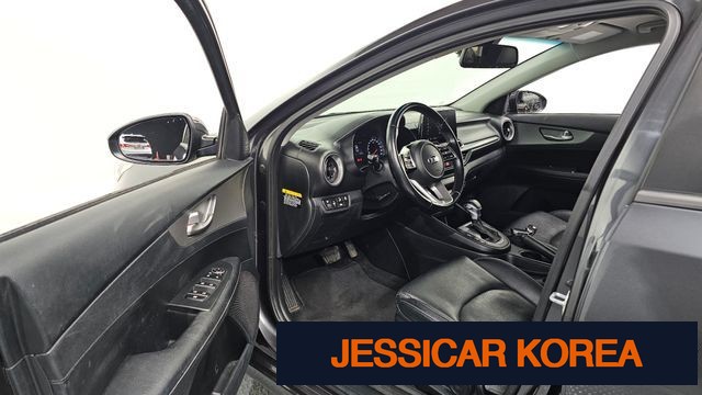 2021 Kia All new K3 - Thumbnail 10