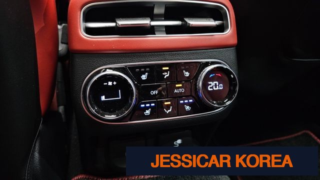 2021 Genesis GV70 - Thumbnail 9