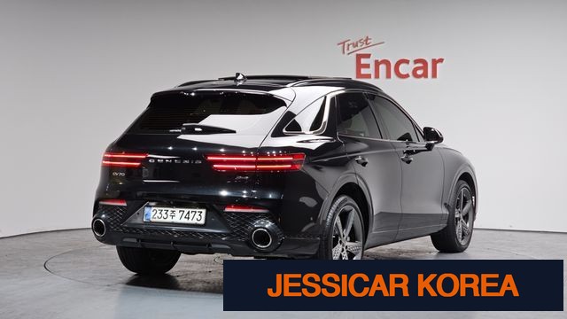 2021 Genesis GV70 - Thumbnail 13