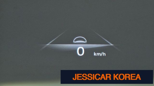 2021 Genesis GV70 - Thumbnail 14