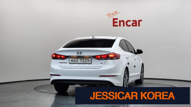 2018 Hyundai Avante AD - Thumbnail 4