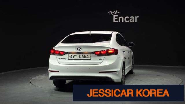 2016 Hyundai Avante AD - Thumbnail 8