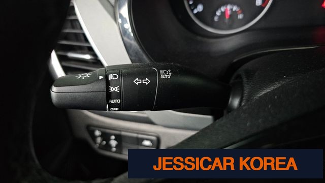 2023 Kia Seltos - Thumbnail 8