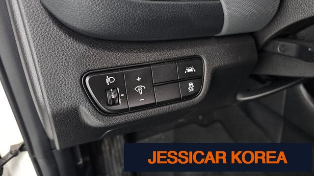 2023 Kia Seltos - Thumbnail 12