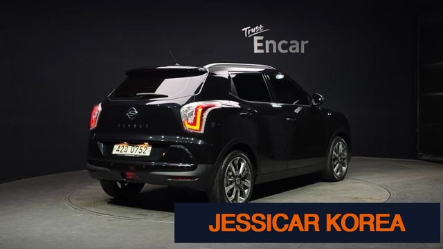 2016 KG Mobility Tivoli - Thumbnail 7