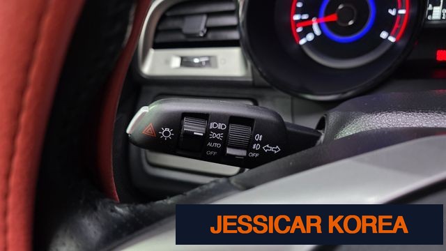 2016 KG Mobility Tivoli - Thumbnail 13