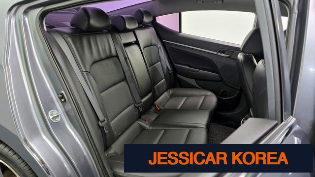 2017 Hyundai Avante AD - Thumbnail 16