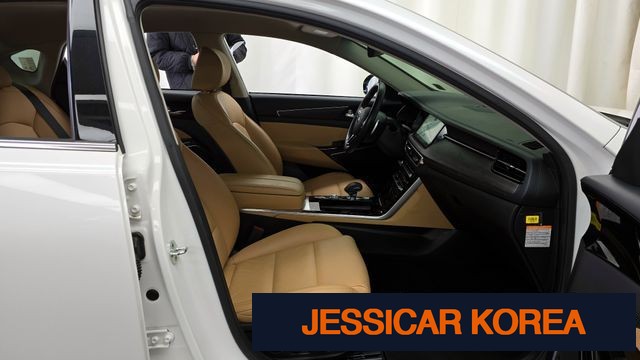 2020 Kia K7 Premier Hybrid - Thumbnail 4