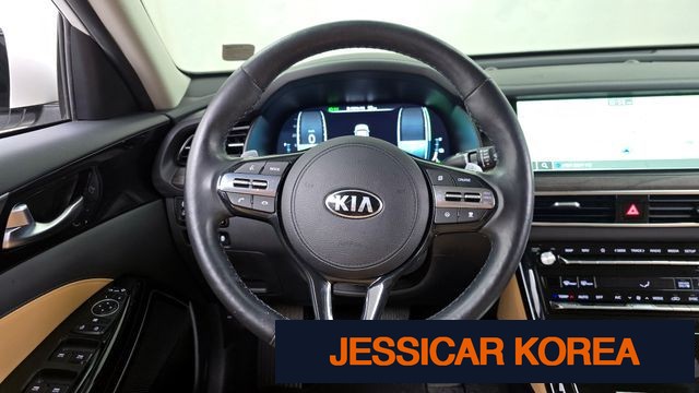 2020 Kia K7 Premier Hybrid - Thumbnail 8
