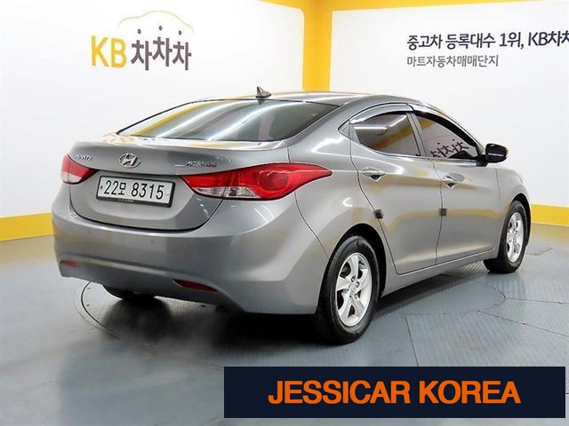 2011 Hyundai Avante MD - Thumbnail 9