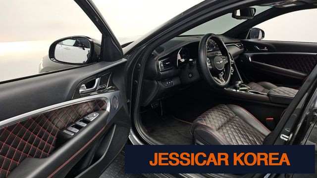 2021 Genesis The New G70 - Thumbnail 6