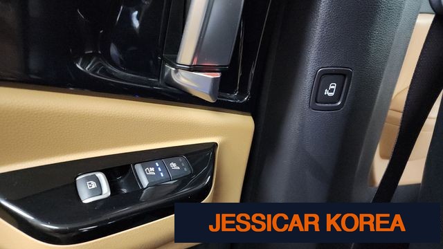 2021 Kia Carnival 4th Gen - Thumbnail 18