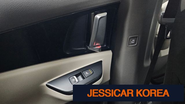 2023 Kia Carnival 4th Gen - Thumbnail 3