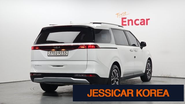 2023 Kia Carnival 4th Gen - Thumbnail 8