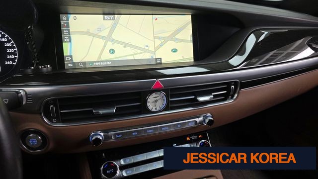 2021 Genesis G90 - Thumbnail 10