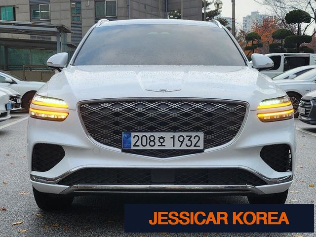 2026 Genesis GV70 - Thumbnail 10