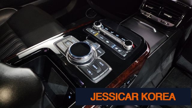 2018 Genesis EQ900 - Thumbnail 8