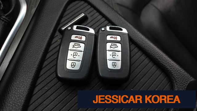 2013 Kia K5 Hybrid - Thumbnail 15