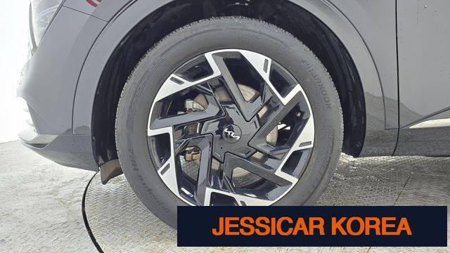 2022 Kia Sportage 5th Gen - Thumbnail 7