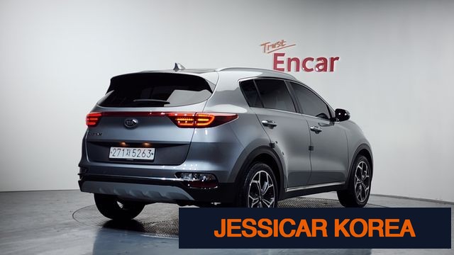 2020 Kia Sportage the bold - Thumbnail 2