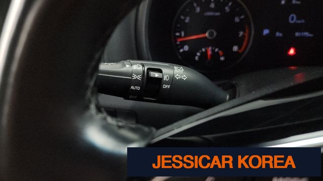 2020 Kia Sportage the bold - Thumbnail 17