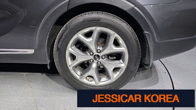 2015 Kia All New Sorento - Thumbnail 8