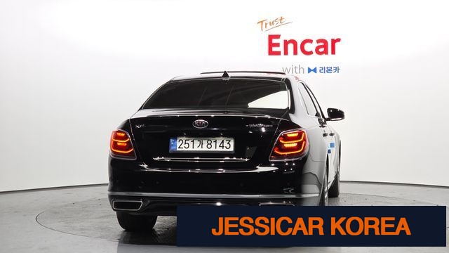 2021 Kia The K9 - Thumbnail 8