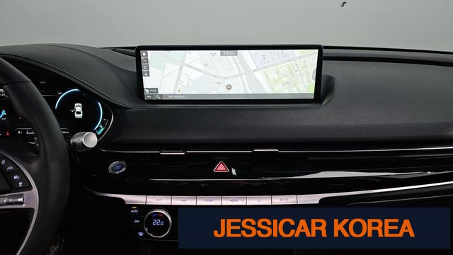 2022 Genesis G80 (RG3) - Thumbnail 17