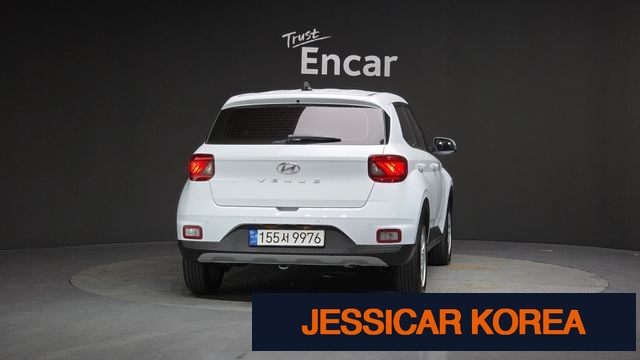 2022 Hyundai Venue - Thumbnail 10