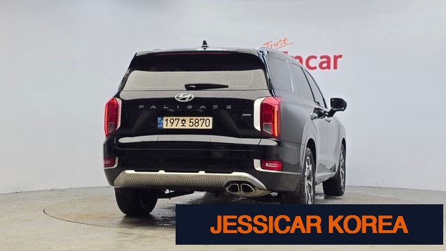 2022 Hyundai Palisade - Thumbnail 3