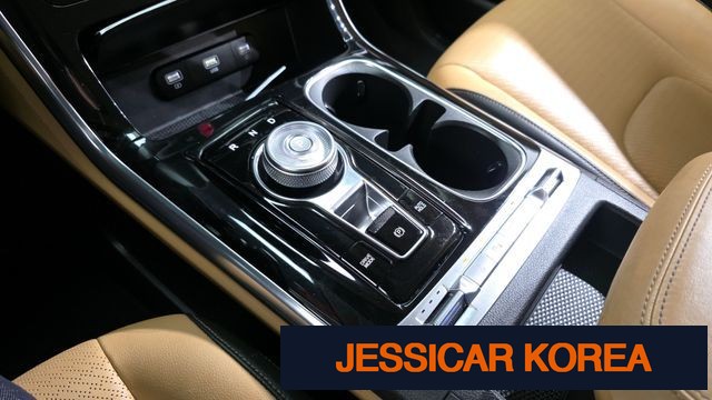 2021 Kia Carnival 4th Gen - Thumbnail 16