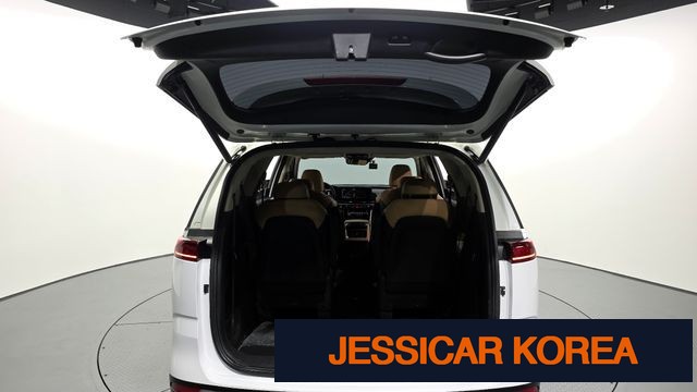 2021 Kia Carnival 4th Gen - Thumbnail 19