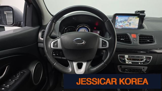 2015 Renault Korea SM3 Neo - Thumbnail 9
