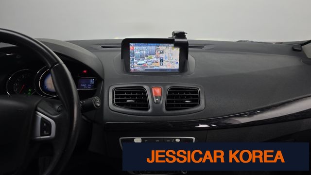 2015 Renault Korea SM3 Neo - Thumbnail 11