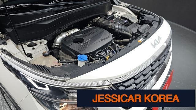 2023 Kia Seltos - Thumbnail 8